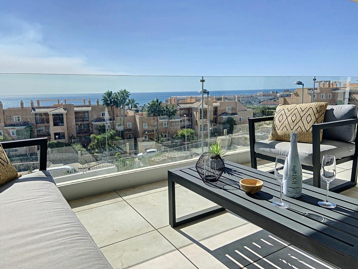 Via Celere 2330 Sea View Apartment Casares Exterior foto